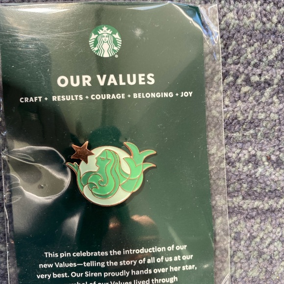 ⭐️Starbucks ⭐️3 Barista pins